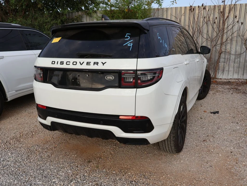 Used 2023  Land Rover SE R-Dynamic image 13