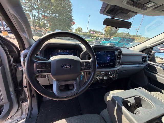 Used 2025 Silver Ford XLT image 11