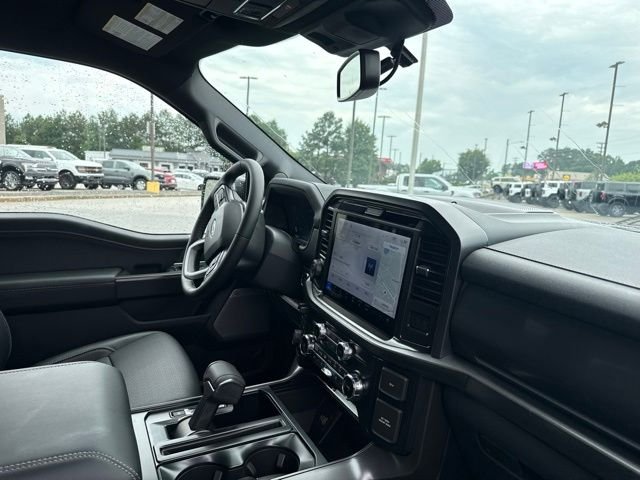 New 2026 Agate Black Metallic Ford Lariat image 13