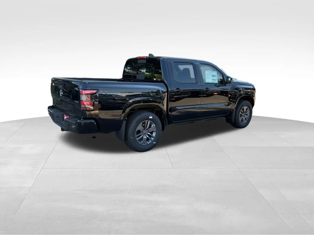 New 2026 Super Black Nissan Crew Cab SV image 4