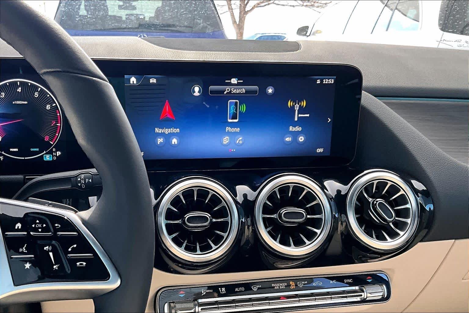 2025 Mercedes-Benz GLA GLA250 - Photo 7