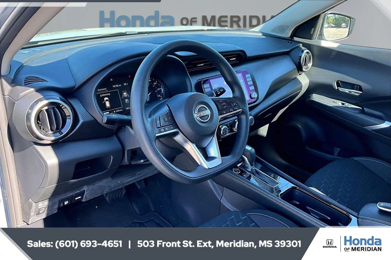 Used 2024 Boulder Gray Pearl Nissan SV image 12