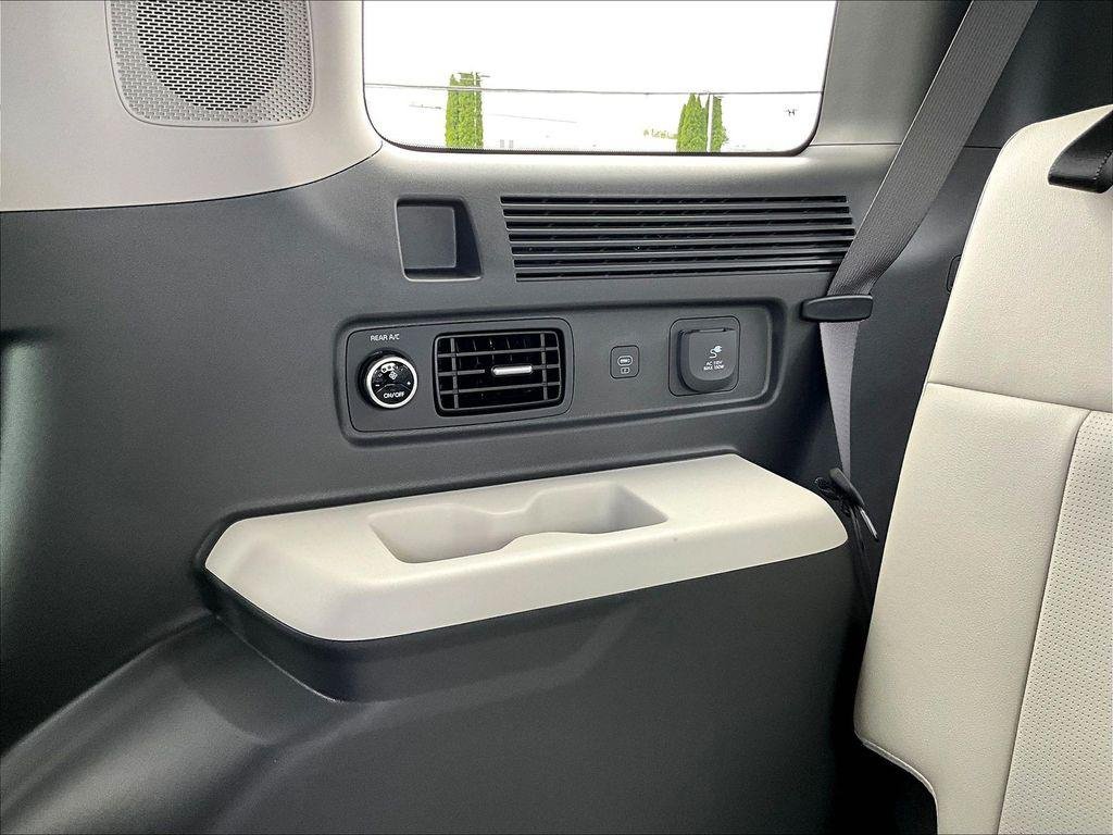 New 2027 Blue Hyundai Limited AWD image 35