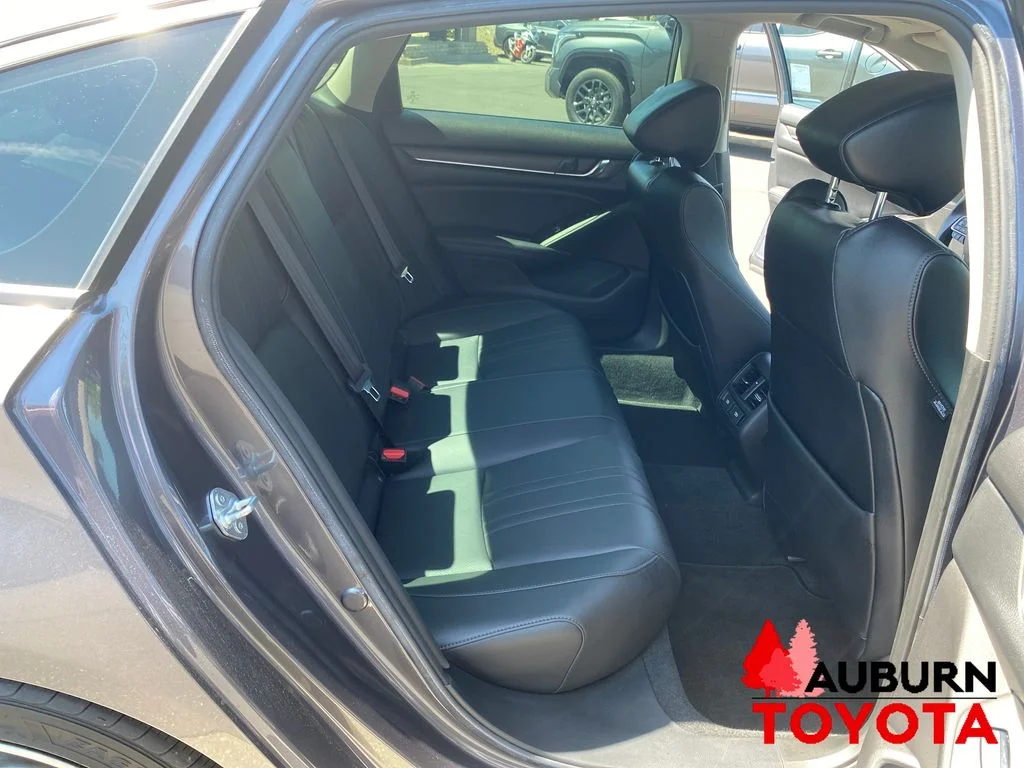 Used 2022  Honda Touring image 20