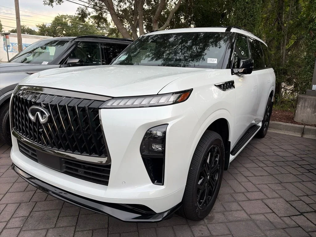 New 2026 RADIANT WHITE INFINITI SPORT image 1