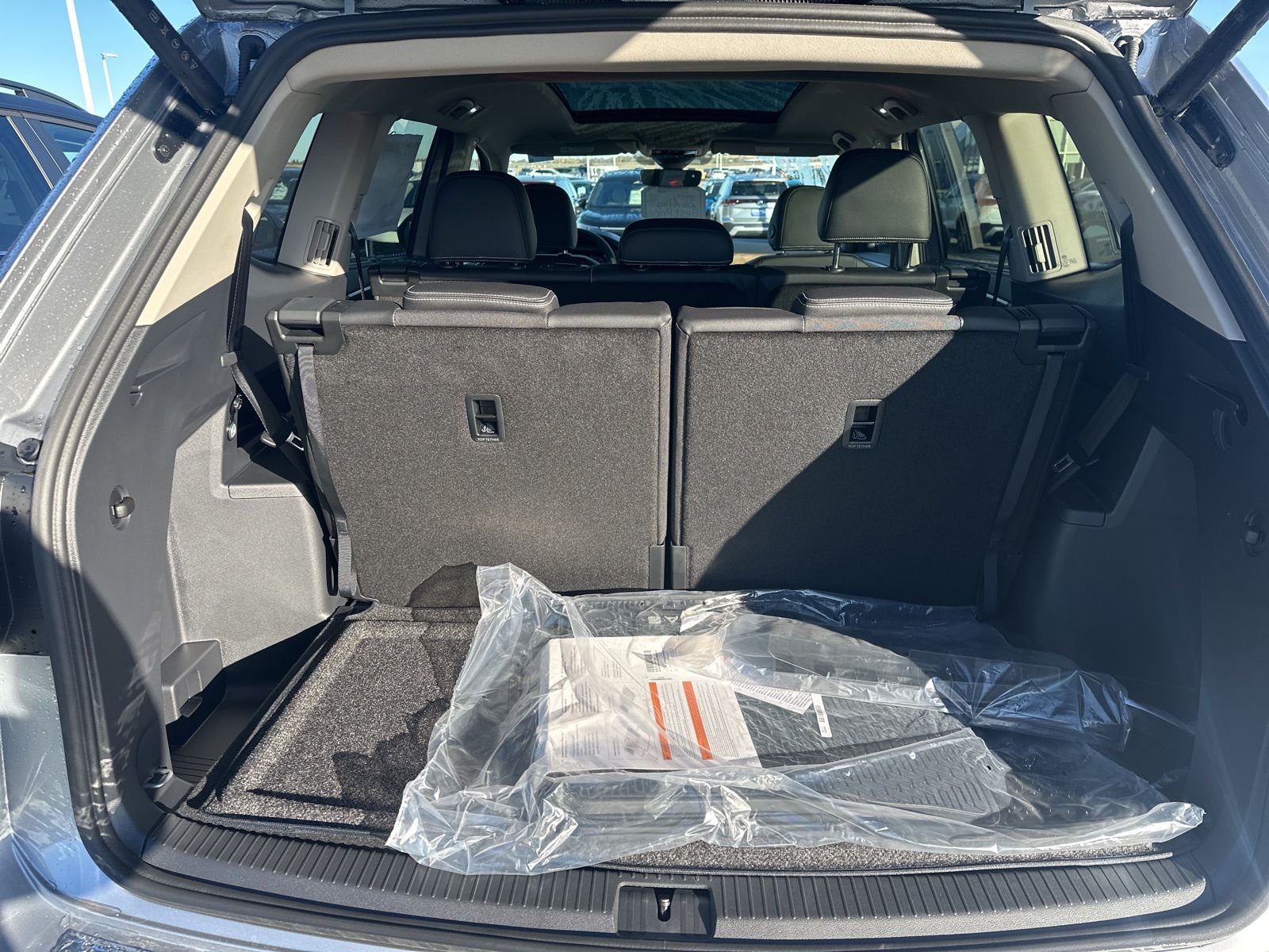 New 2026 Silver Volkswagen 2.0T SE w/Technology image 33