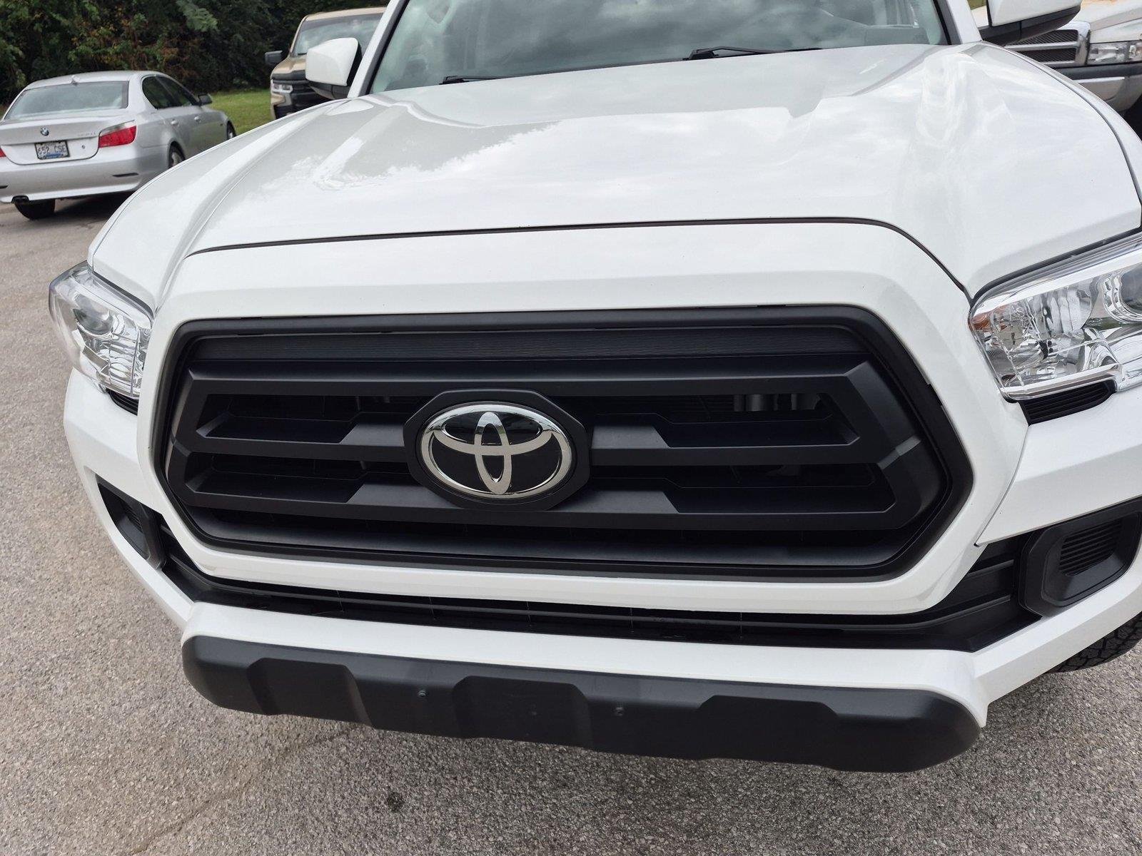 Used 2023 Ice Cap Toyota SR image 13