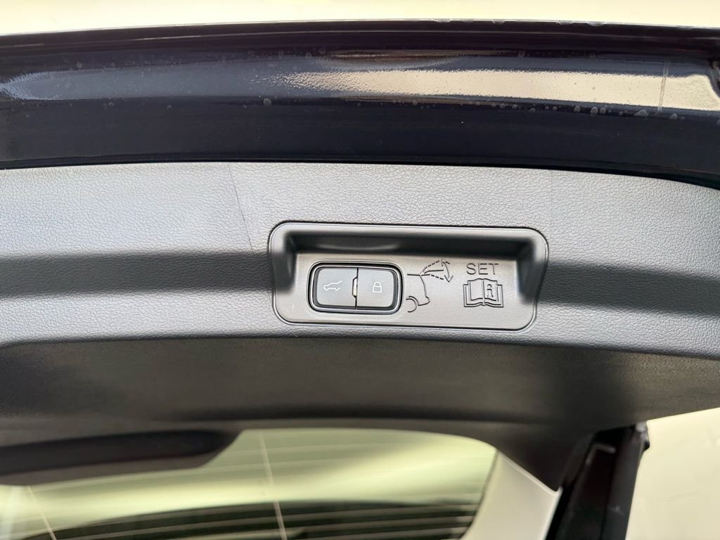 New 2026 Agate Black Metallic Ford Active image 65