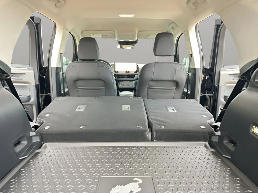 New 2025 Shadow Black Ford Big Bend® image 33