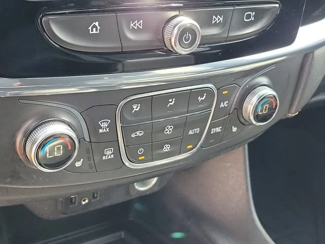 2023 Chevrolet Traverse 3LT - Photo 35