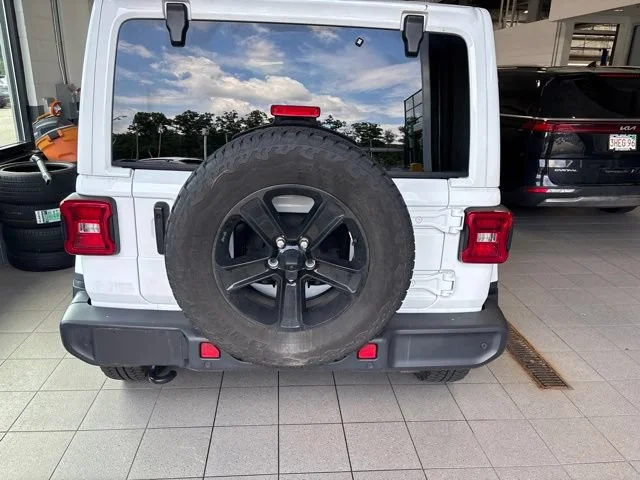 Used 2022 Bright White Clearcoat Jeep Unlimited Sahara Altitude image 6