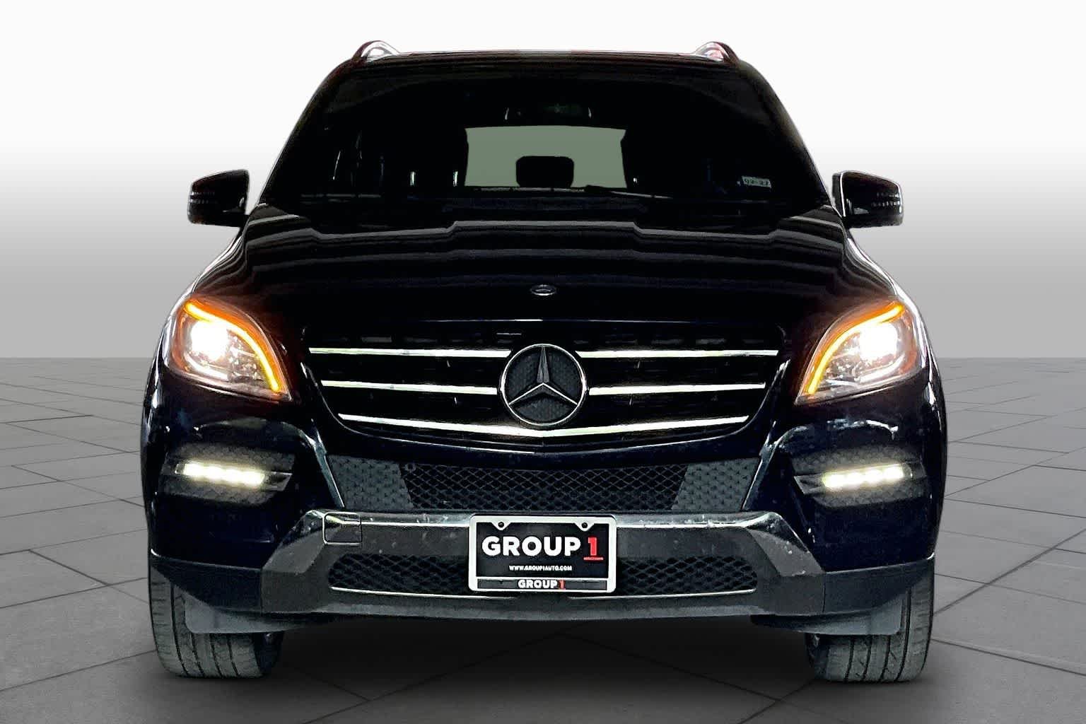 Used 2014 Lunar Blue Metallic Mercedes-Benz ML 350 image 3