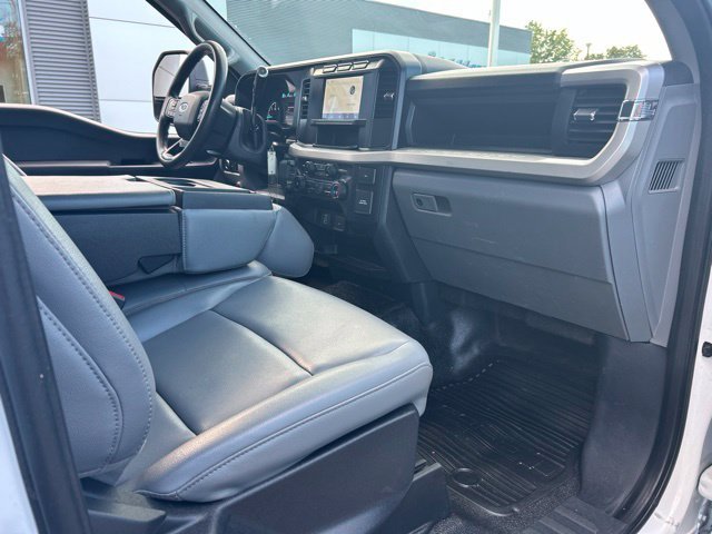 Used 2023 White Ford XL image 9