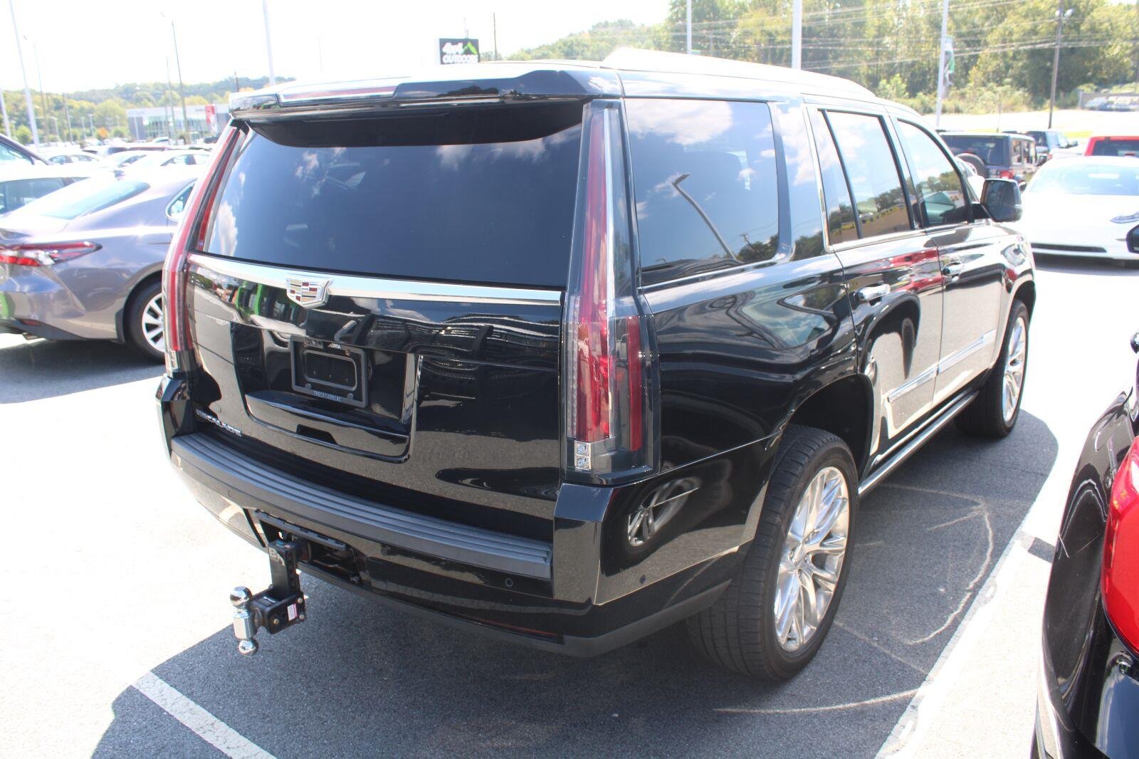 Used 2019 Black Raven Cadillac Premium Luxury image 4