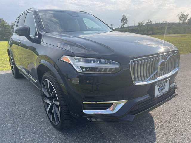 Used 2023 Black Volvo Plus image 6