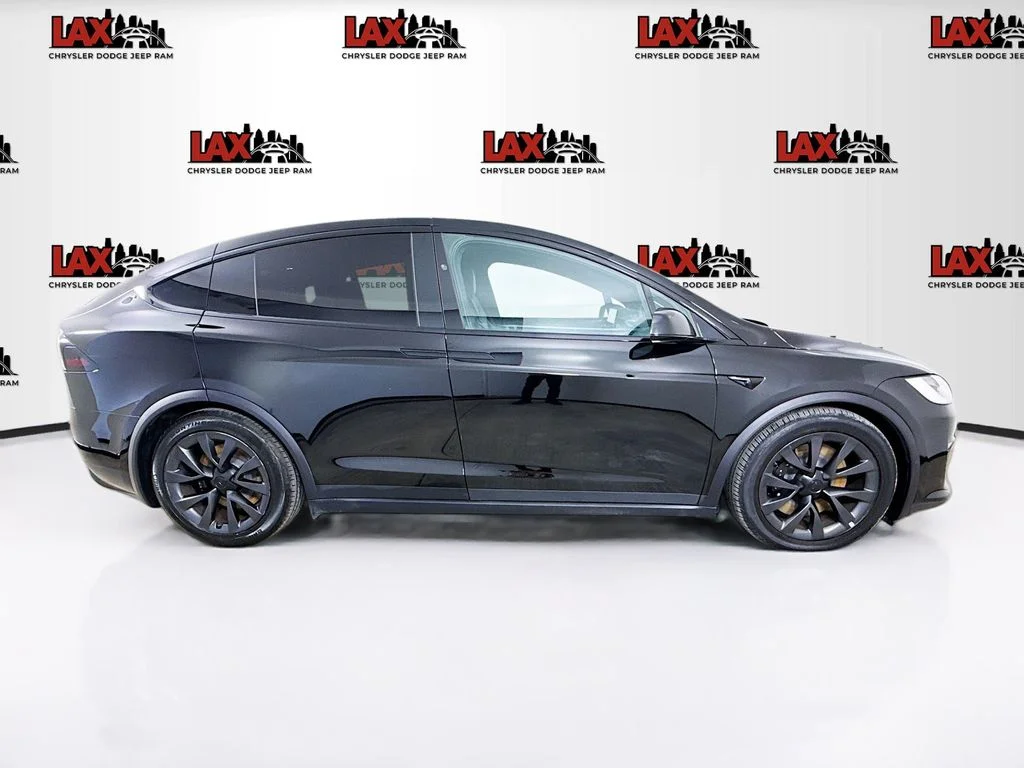 Used 2023 Black Tesla Standard Range image 8