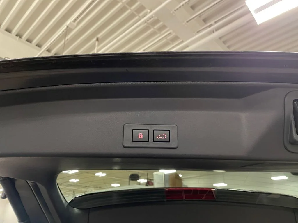 Used 2023 Magnetite Gray Metallic Subaru Onyx Edition image 16