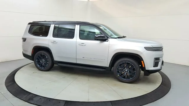 New 2026 Silver Zynith Jeep 85th Anniversary Edition image 15