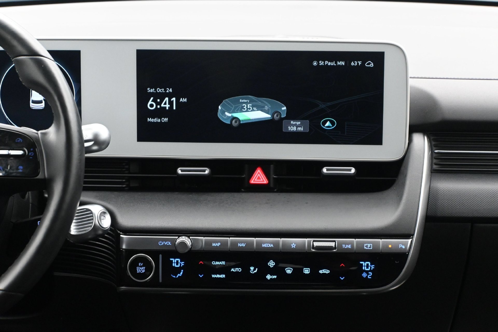 Used 2024 Cyber Gray Hyundai SEL AWD image 17