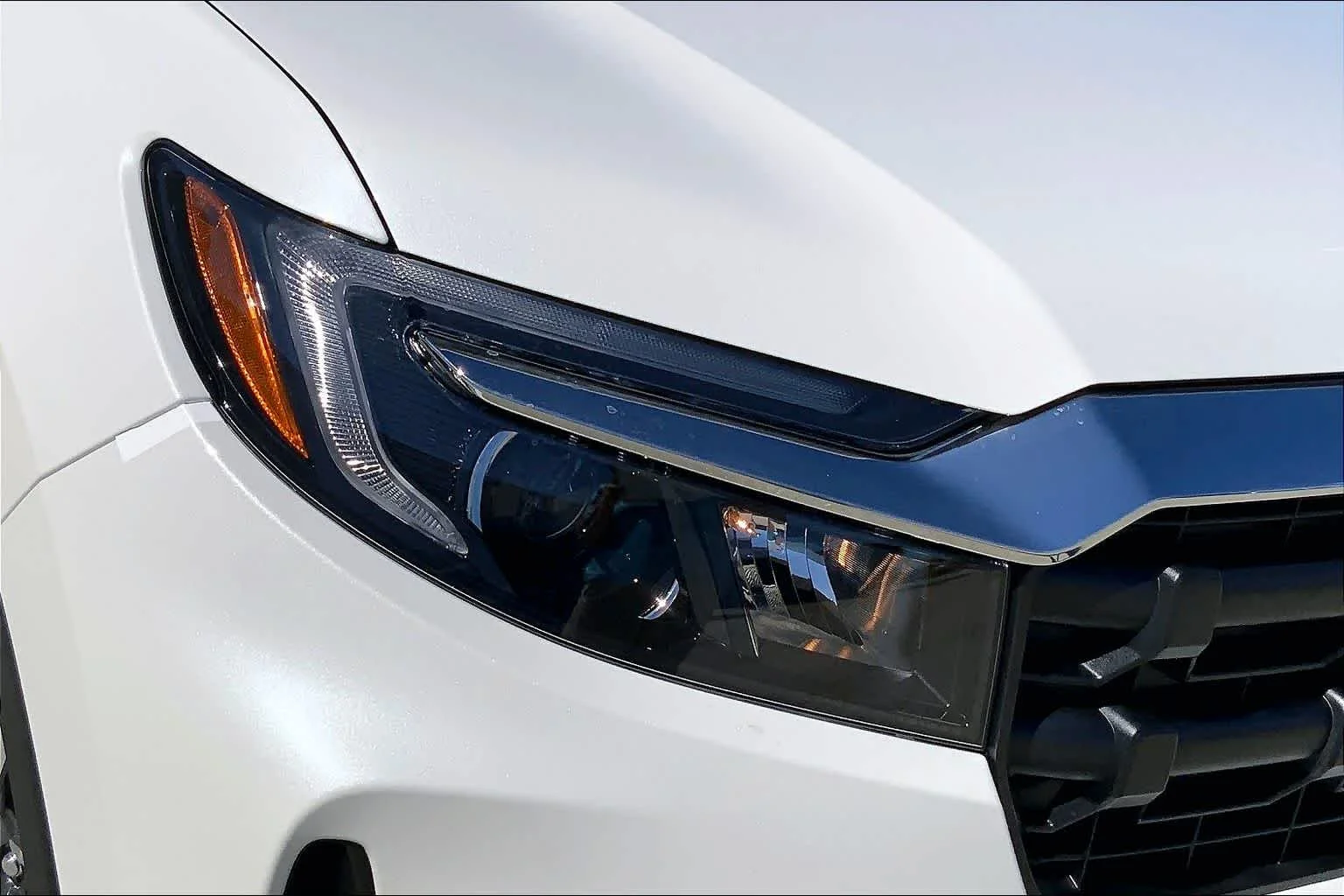New 2026 Platinum White Pearl Honda RTL image 15