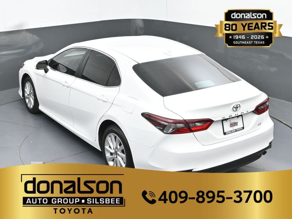 Used 2024 White Toyota LE image 21