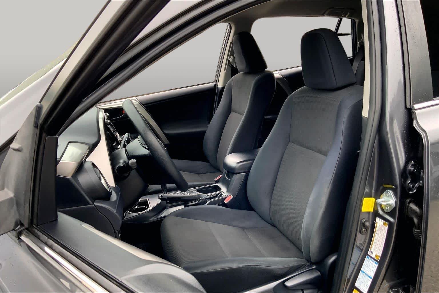 Used 2016 Magnetic Gray Metallic Toyota LE image 9