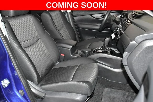Used 2017 Blue Nissan S image 24