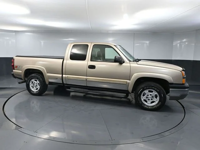 Used 2004 Beige Chevrolet Z71 image 3