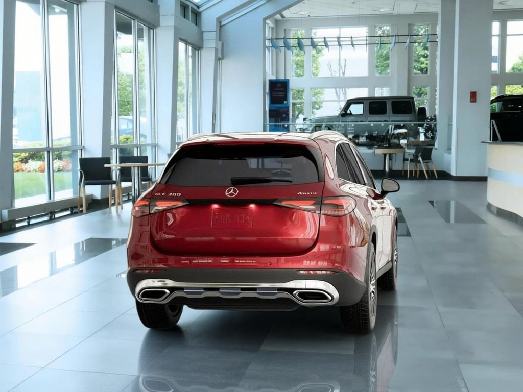 New 2026 MANUFAKTUR Patagonia Red Metallic Mercedes-Benz GLC 300 image 23