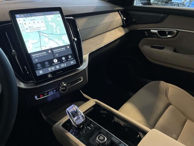2026 Volvo XC90 Plus - Photo 33