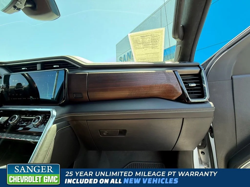 Used 2023 White Frost Tricoat GMC Denali Ultimate image 15