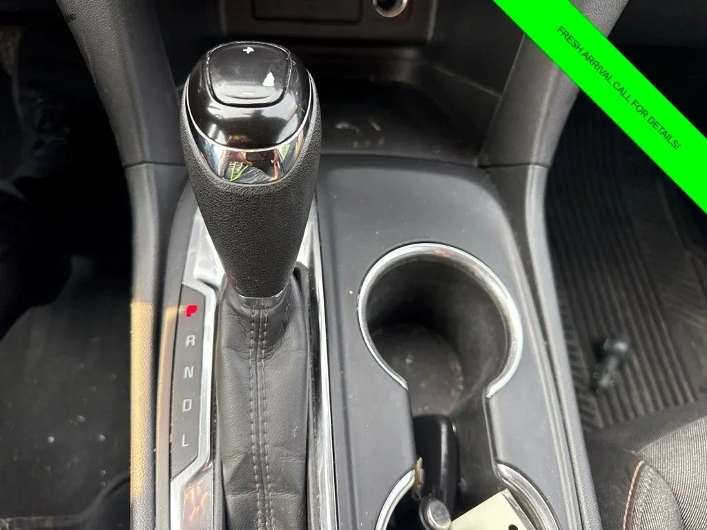 Used 2020 Silver Ice Metallic Chevrolet LT image 26