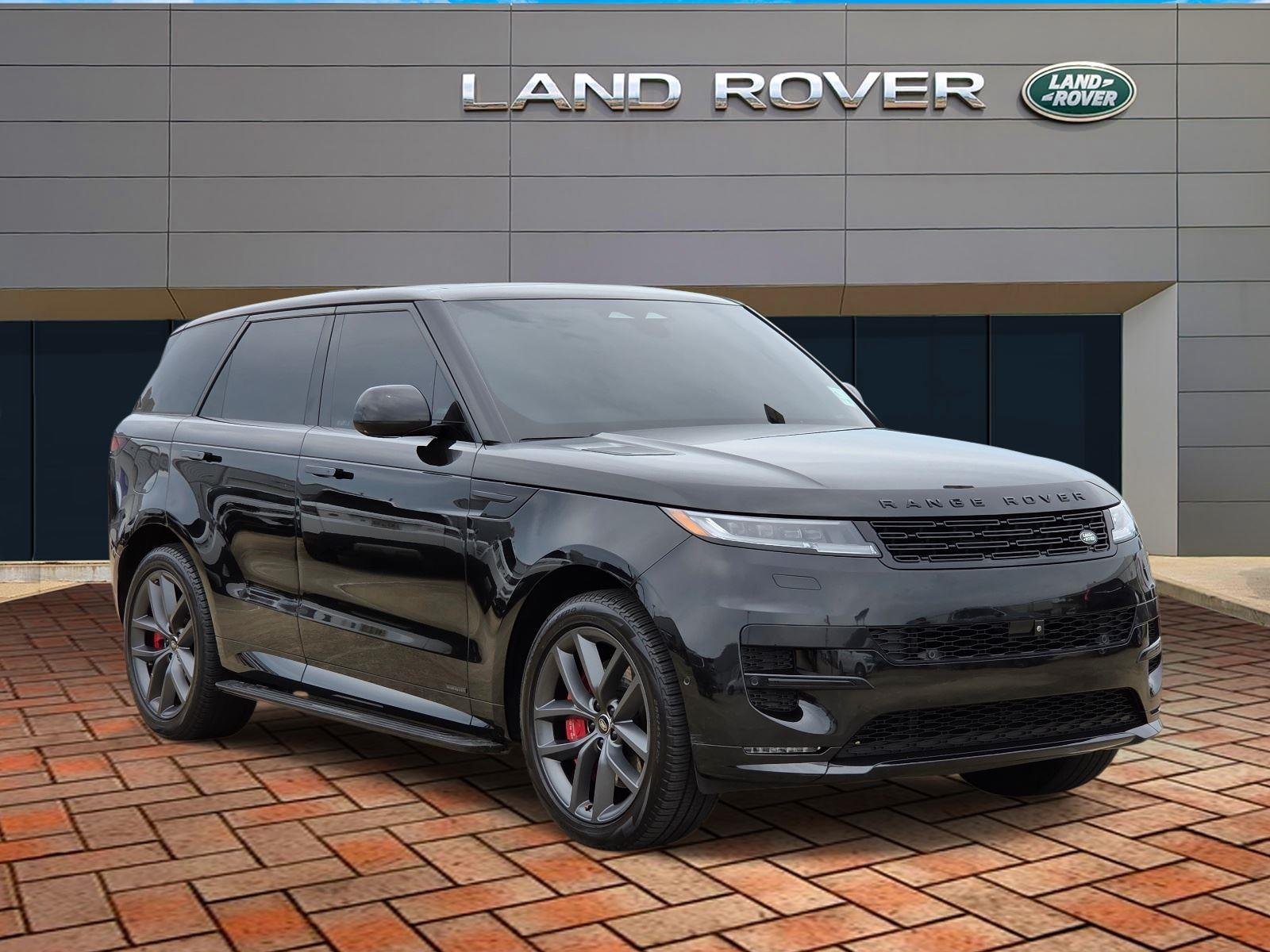 Used 2024 Santorini Black Metallic Land Rover Autobiography image 3