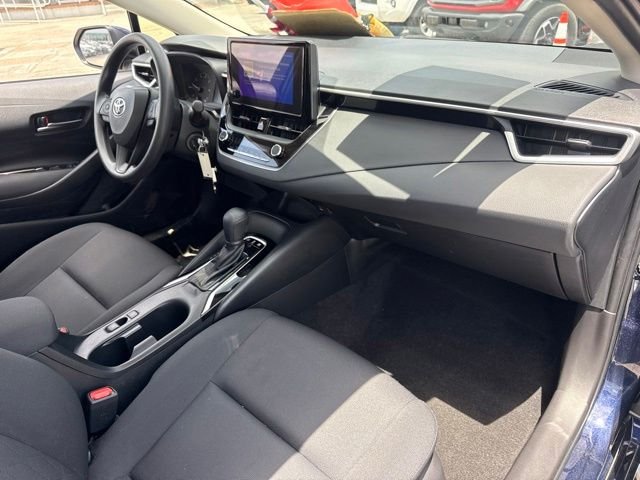 2025 Toyota Corolla LE - Photo 15
