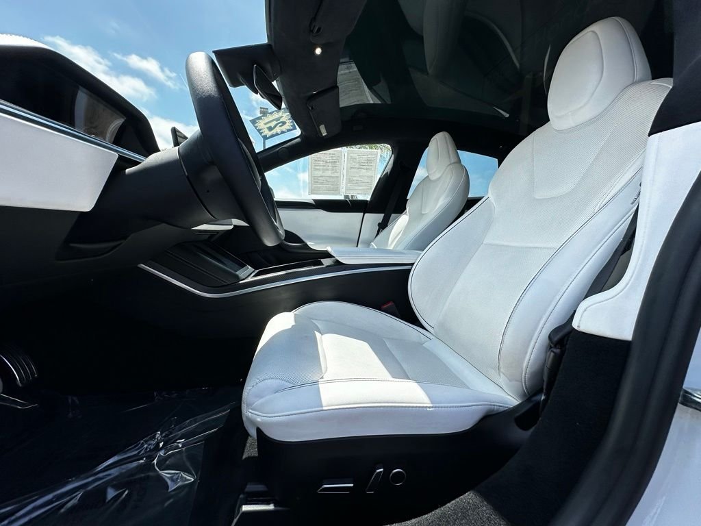 Used 2021 Pearl White Multi-Coat Tesla Plaid image 23