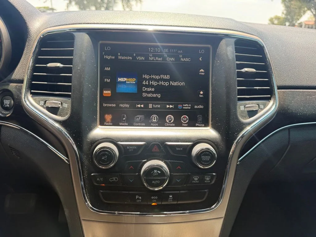 Used 2014 Black Jeep Limited image 12