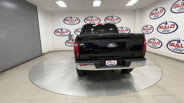 New 2026 Agate Black Metallic Ford Lariat image 4