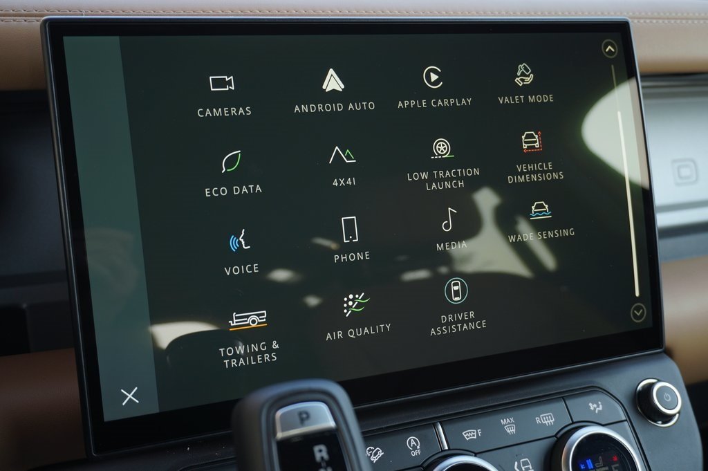 2026 LAND ROVER DEFENDER - Image 24