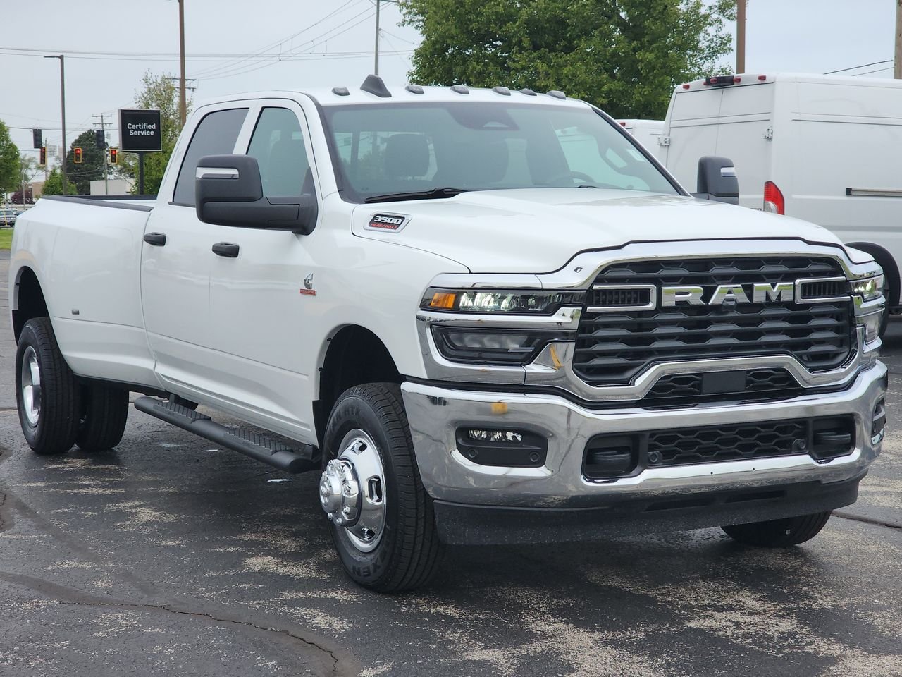 2026 RAM 3500 Tradesman 4X4 Crew Cab LWB's photo