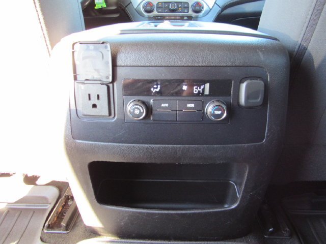 Used 2018 Gray GMC SLE image 24