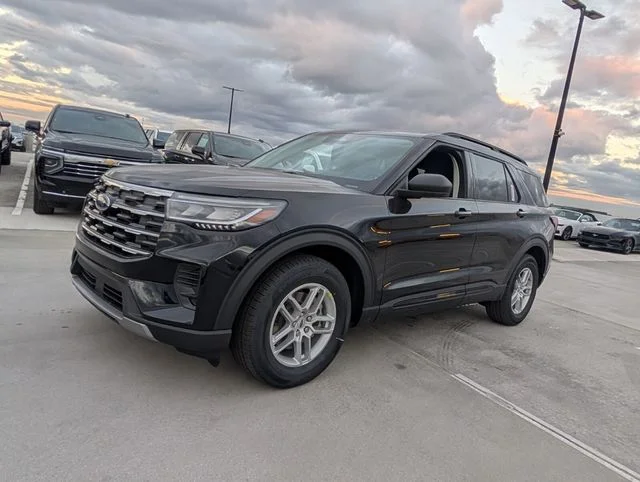 New 2026 Black Ford Active image 3