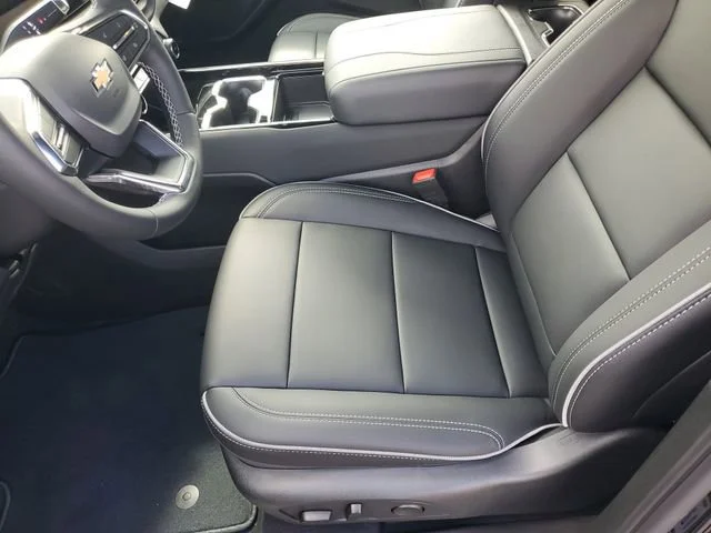 2026 Chevrolet Silverado EV LT - Photo 14
