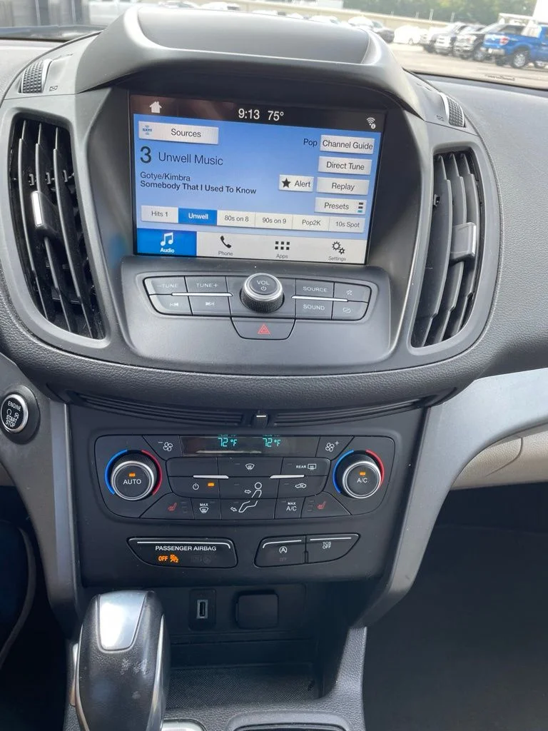 Used 2019 White Ford SEL image 16