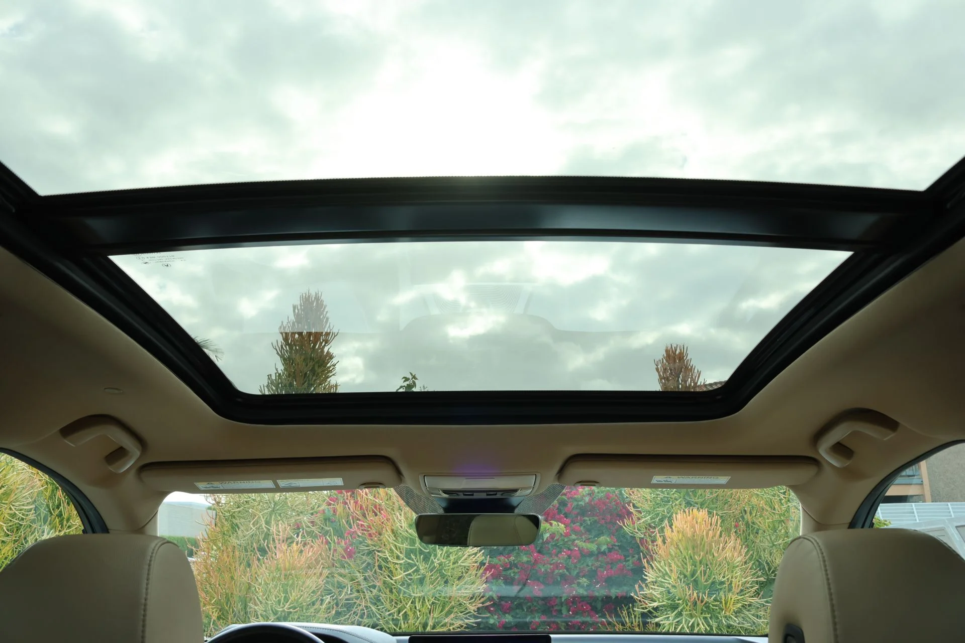 Certified Used 2024 Platinum White Pearl Acura MDX image 20