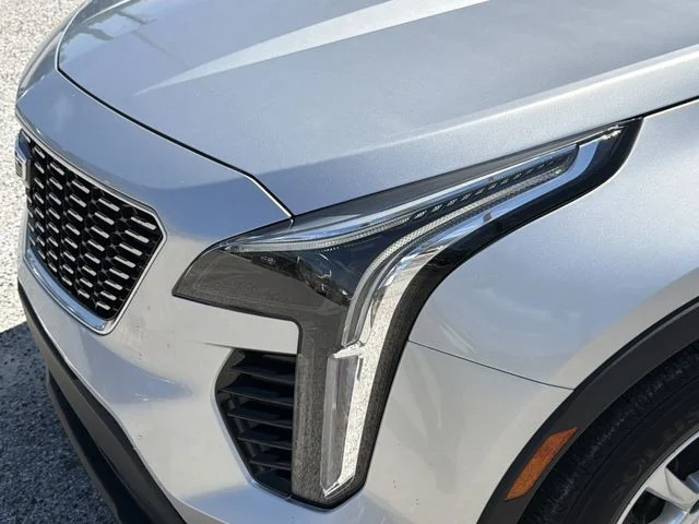 Used 2019 Silver Cadillac Luxury image 8