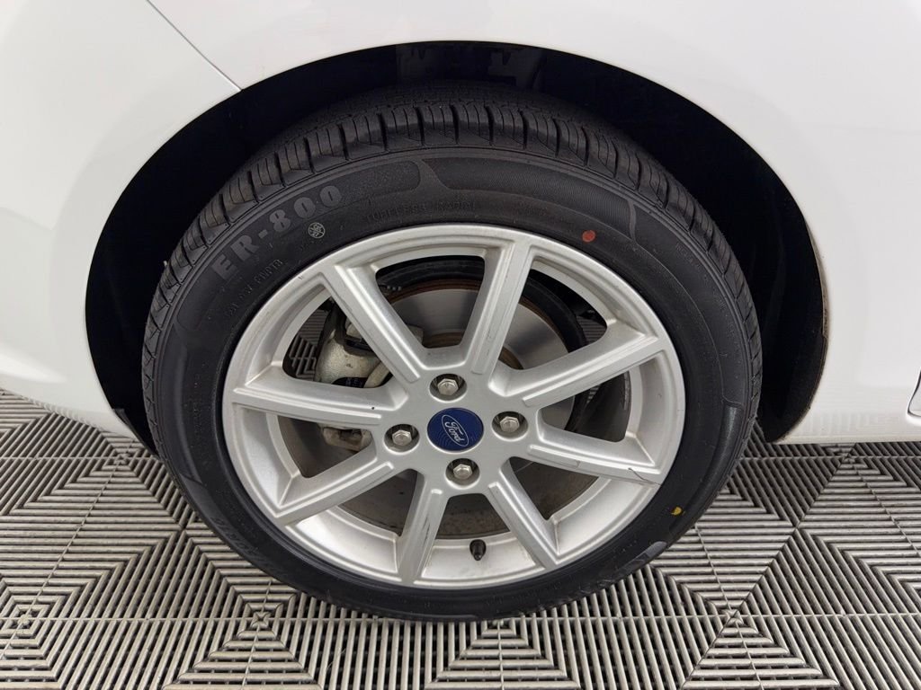 Used 2019 White Ford SE image 11