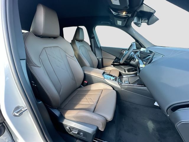 New 2026 White BMW 30 xDrive image 23
