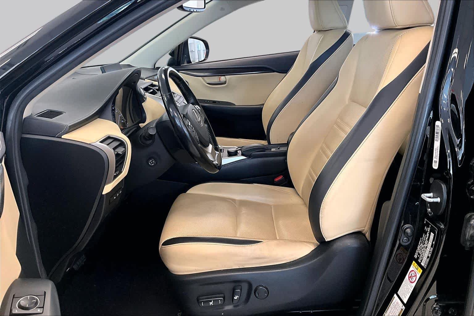 Used 2017 Obsidian Lexus  image 7