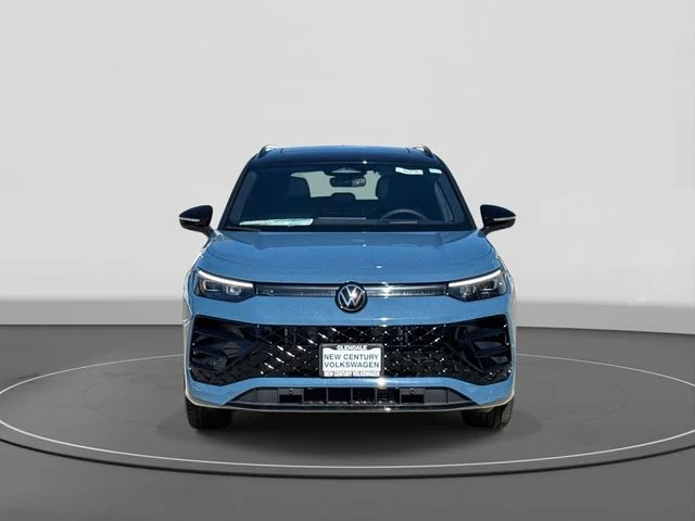 2026 Volkswagen Tiguan SE R-LINE BLACK - Photo 2