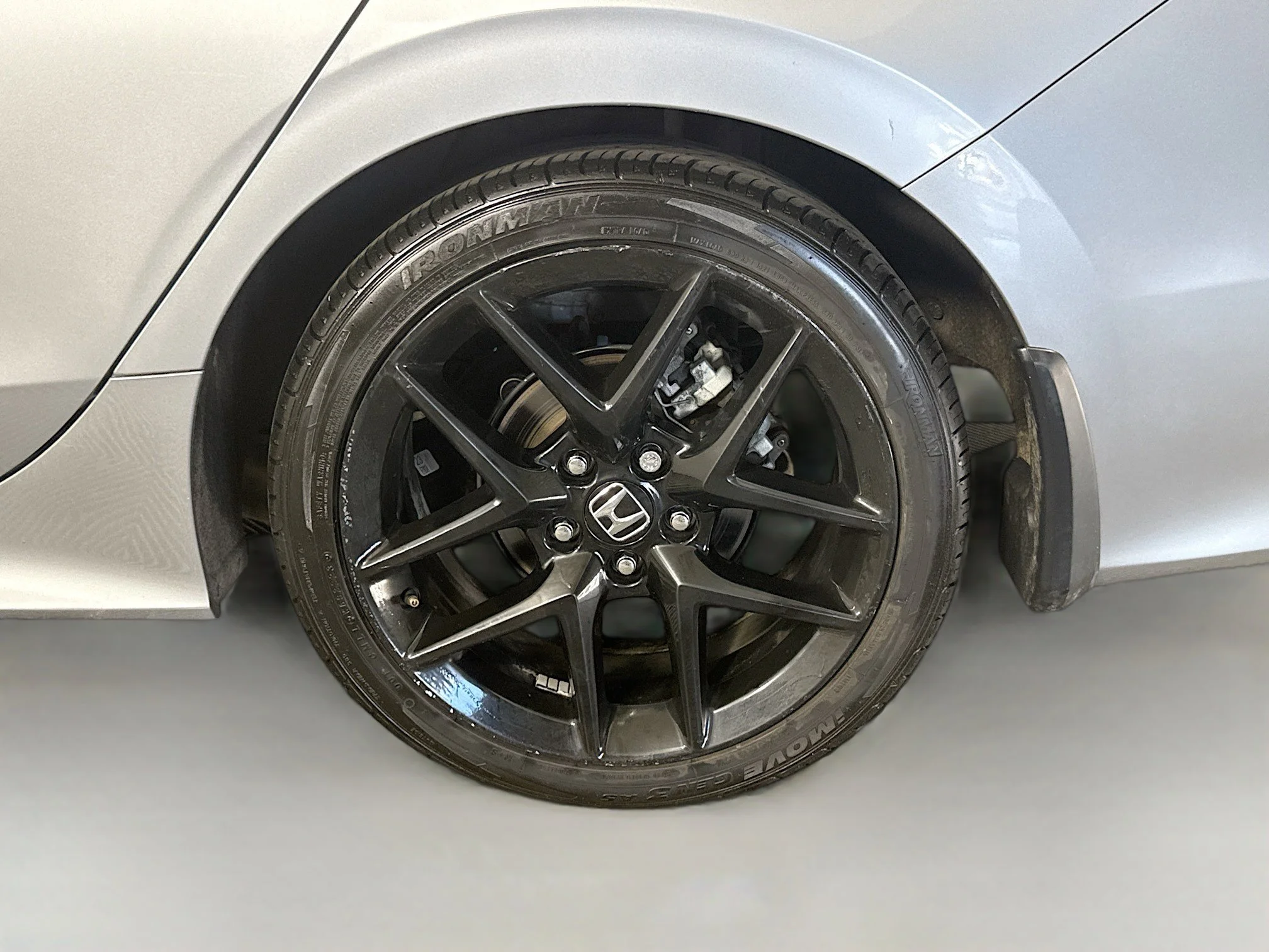 Used 2022 Lunar Silver Metallic Honda Sport image 33